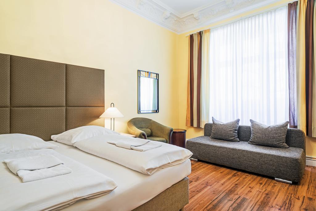 Hotel-Pension Michele Berlin Zewnętrze zdjęcie
